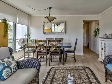 Departamento 4 ambientes con 2 baños