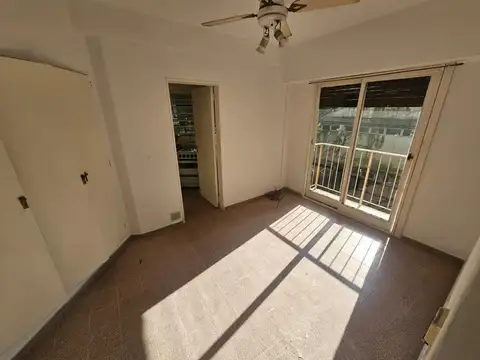 Yerbal 727 , Piso 2