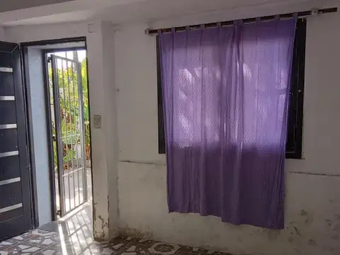 Casa en Venta en Bernal, USD 75.000
