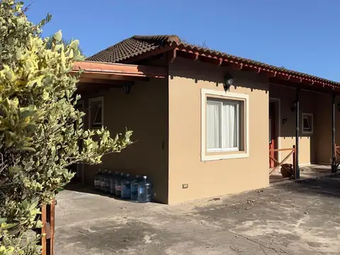 Venta de Casa de Campo 5 Ambientes en La Barra Village