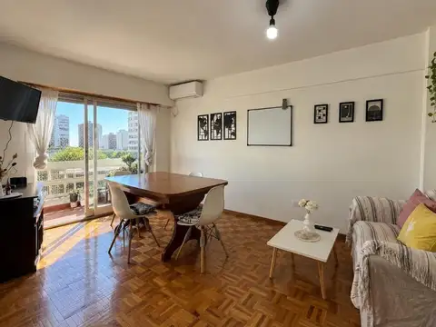 Piso exclusivo en Barrio Martin con balcon