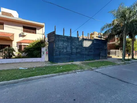VENTA PERMUTA LOTE de 1030 m2 VENDIBLES IDEAL EMPRENDIMIENTO INVERSION