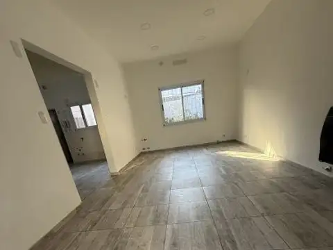 Depto Tipo Casa en Alquiler de 1 dormitorio