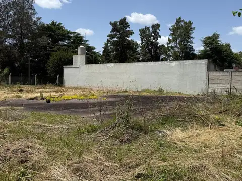 Terreno en Venta 30  mts Fondo