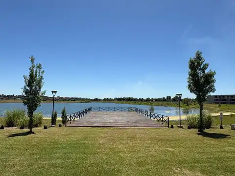 Km 69,5 Acceso Oeste.