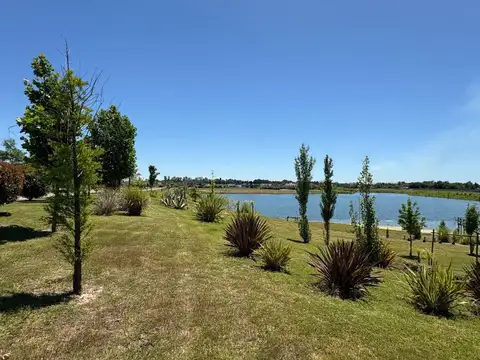 Venta Lote Barrio Los Juncos Luján.