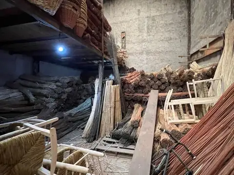 RETASADO GALPON EN VENTA