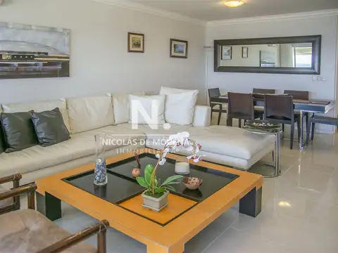 Departamento de 3 dormitorios  en suite en Mansa - Punta del Este