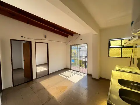 Depto Tipo Casa en Alquiler de 3 ambientes