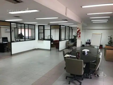 Galpon en Venta 35  mts Frente