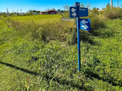 venta de terreno ideal supermercado o local ruta AO12