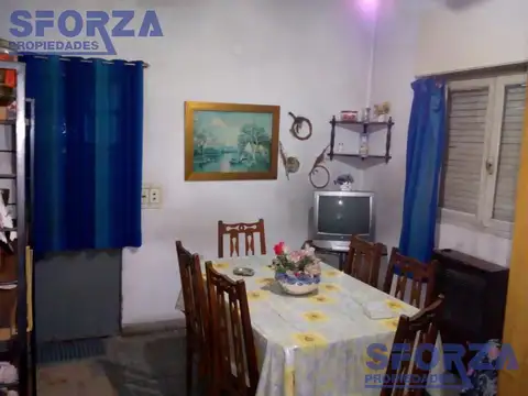 Casa en Venta con 1 cochera