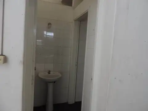 Galpon en Alquiler 81 años