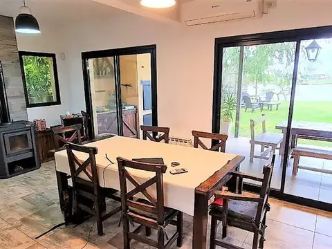Casa en Alquiler de 3 dormitorios