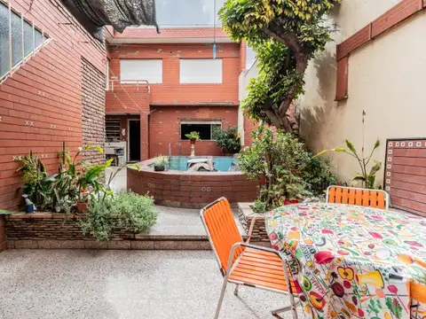 Venta Casa Villa Del Parque 3 Plantas Cochera Pileta Parrilla