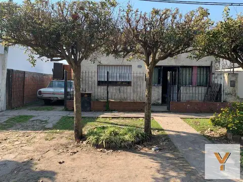 Casa en Venta en Los Hornos, La Plata