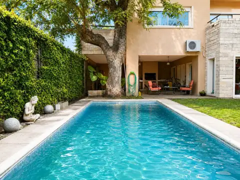 OPORTUNIDAD CASA 7 AMBIENTES EN CIUDAD JARDÍN CON PILETA