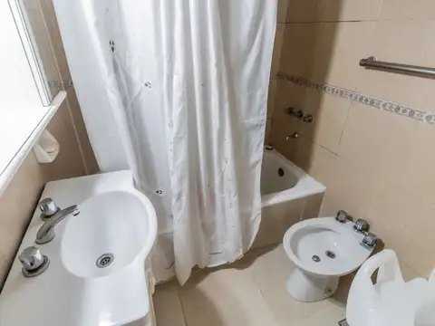 Departamento en Venta en Balvanera, USD 105.000