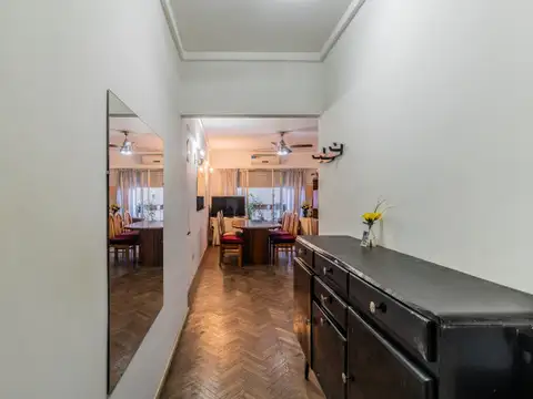 VENTA. DEPTO 3 AMBIENTES. CON DEPENDENCIA. BALVANERA