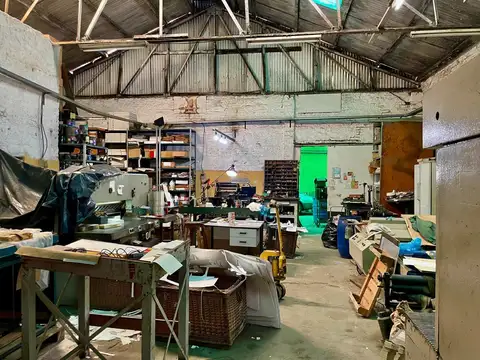 Depósito en venta - 1 Baño - 276mts2 - Villa Sáenz Peña