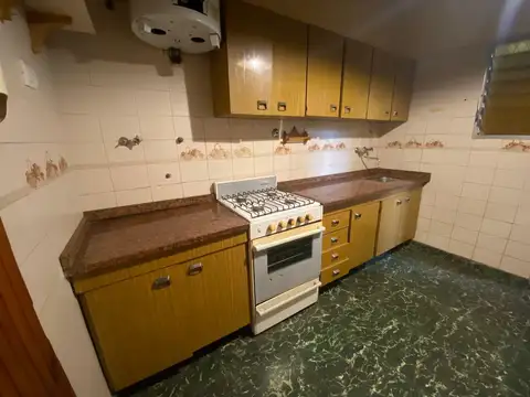 Depto Tipo Casa en Venta en Monte Castro, USD 110.000