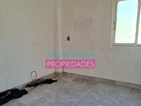 Depto Tipo Casa en Alquiler de 1 dormitorio