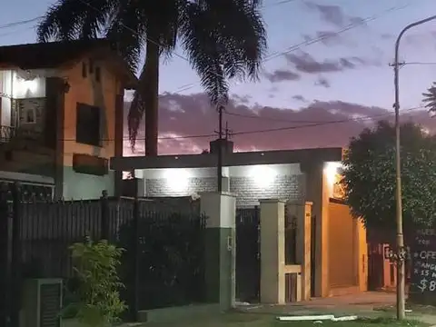 Depto Tipo Casa en Venta 68 años