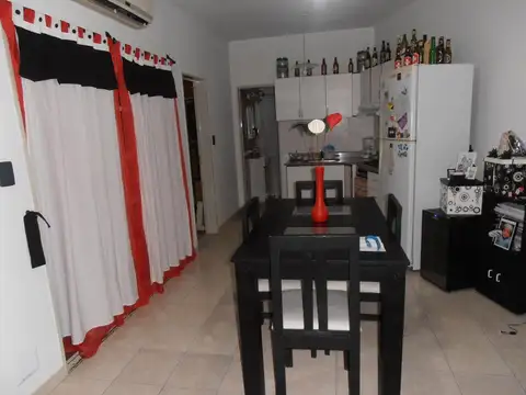 Depto Tipo Casa en Alquiler en Ciudadela, $ 650.000