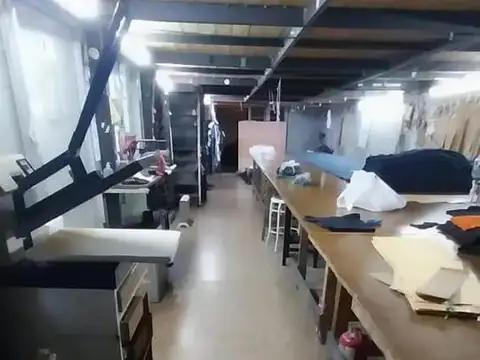 Local en venta - Depósito - Barracas 