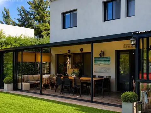 Venta - Casa 5 Ambientes, Jardín, Pileta - La Comarca, Tigre