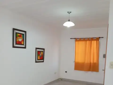 Casa en Venta en Jose Clemente Paz, USD 48.000