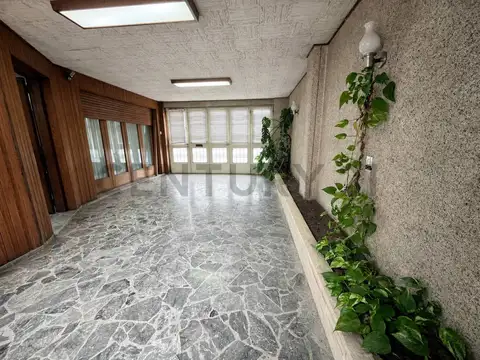Munilla 1400, Piso 0