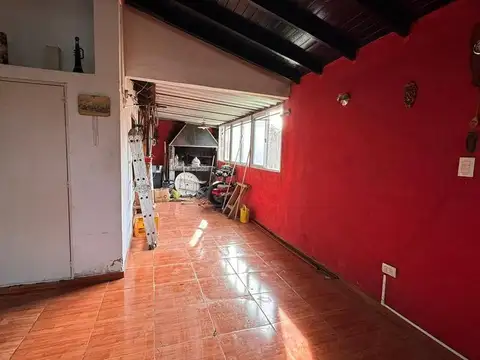 Casa en Venta en Villa Elvira, USD 110.000