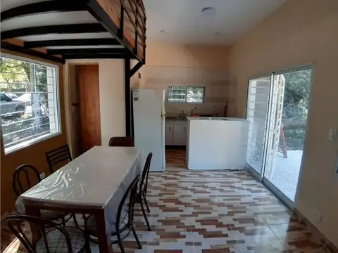 Casa 3 ambientes con 2 baños