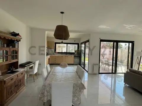 Casa moderna de excelente calidad en venta – VENADO TUERTO