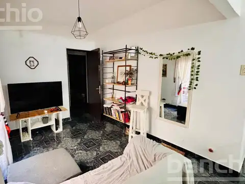 Venta Amplio PH 1 Dormitorio en Zona Centro