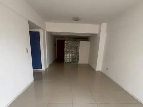 Departamento en Alquiler en Chacarita, $ 750.000