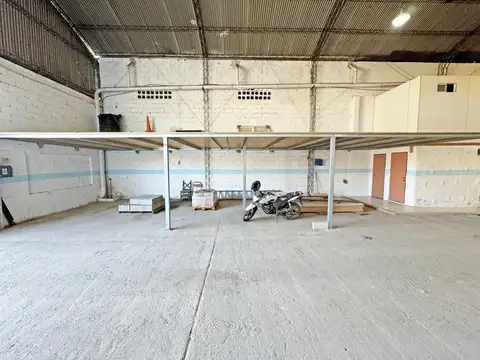Galpon en Venta en San Lorenzo, USD 140.000