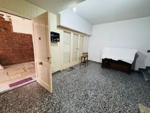 Depto Tipo Casa 3 ambientes con 2 baños