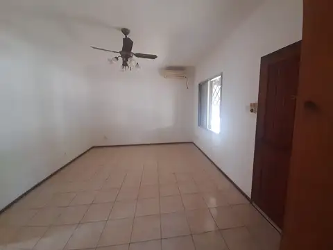 Casa en Alquiler en Rosario, $ 750.000