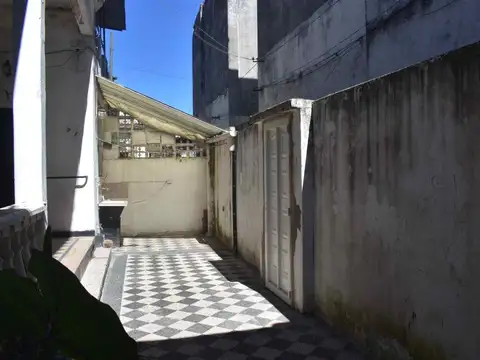 Depto Tipo Casa en Venta con 1 cocheras