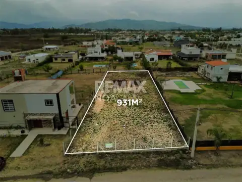 Terreno en Venta de 931,0 m2