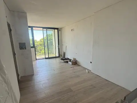 DPTO DE 2 DORMITORIOS CON VISTA A LA LAGUNA 