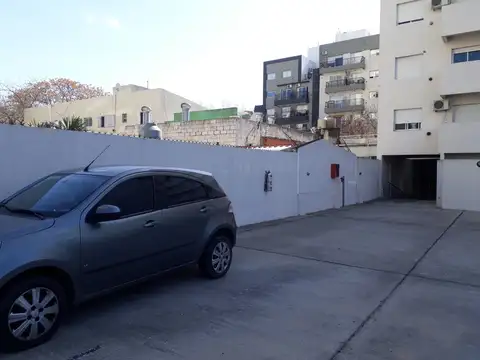 Muy buena cochera