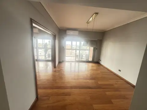 Departamento en Alquiler de 4 ambientes