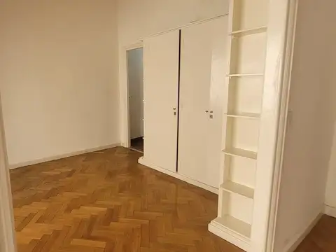 Departamento en Alquiler de 6 ambientes