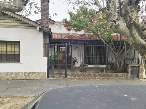 Venta casa 3 dormitorios Villa Ballester