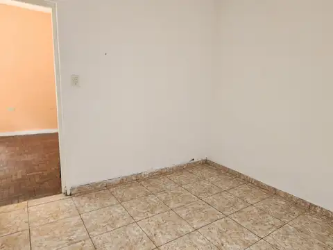 Depto Tipo Casa en Alquiler de 1 dormitorio