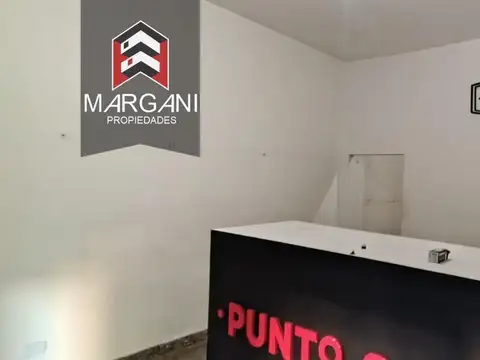 Local 70 m2 Total s/ Avenida!