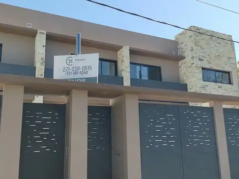 Venta duplex  139 e/ 58 y 59 un dormitorio a estrenar